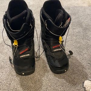 Burton snow board boots size 13